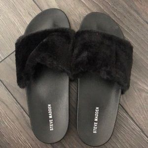 steve madden faux fur slides